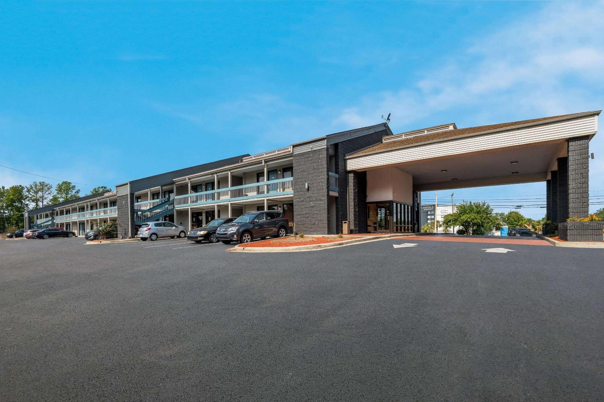 Quality Inn Fort Jackson Columbia Ngoại thất bức ảnh