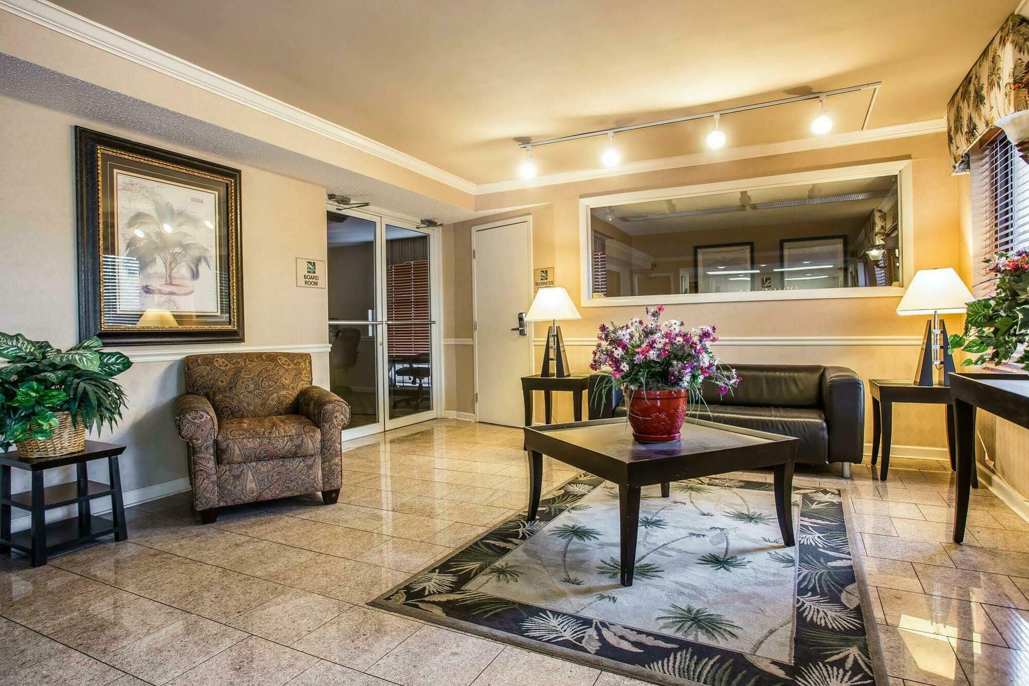 Quality Inn Fort Jackson Columbia Ngoại thất bức ảnh