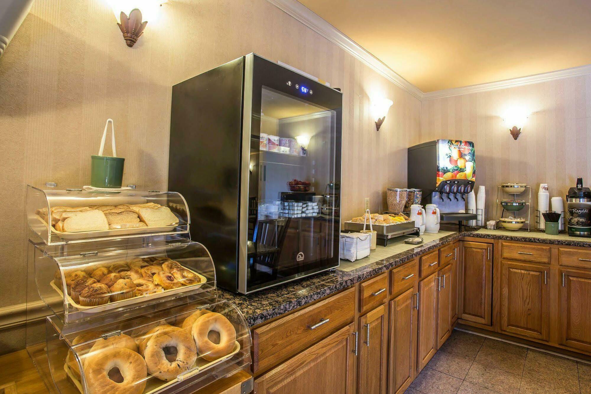 Quality Inn Fort Jackson Columbia Ngoại thất bức ảnh