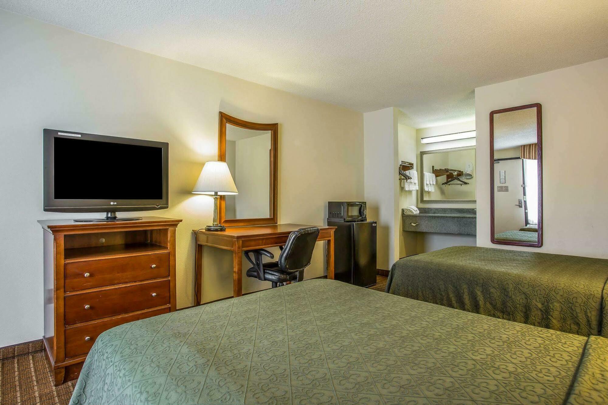 Quality Inn Fort Jackson Columbia Ngoại thất bức ảnh